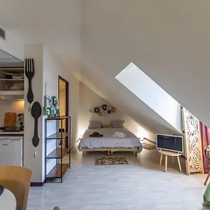 Tithome 3 - Grand Bus Gare Centre Sanctuaire , Lourdes France
